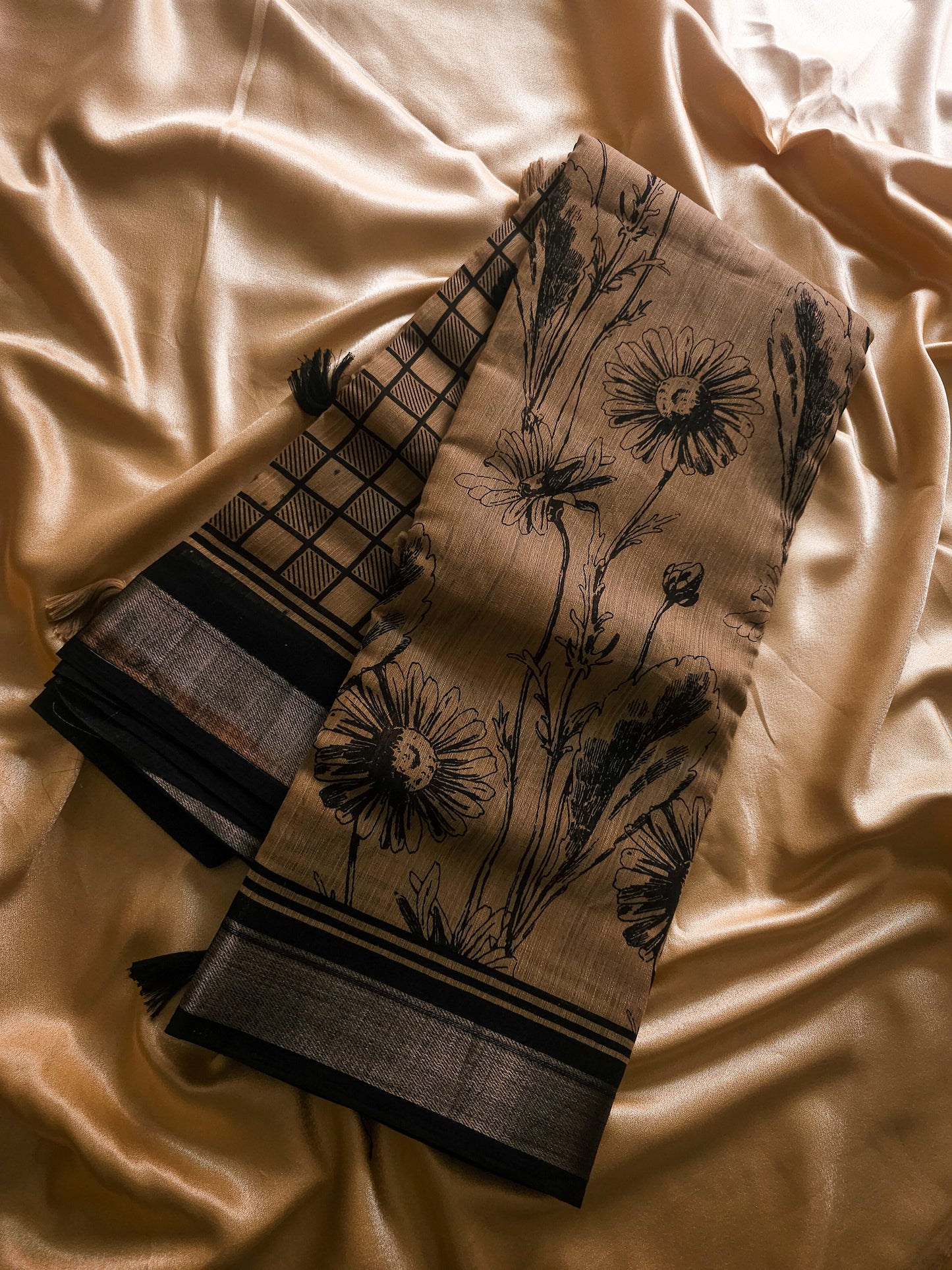 Linen Black bordered Floral Design Saree