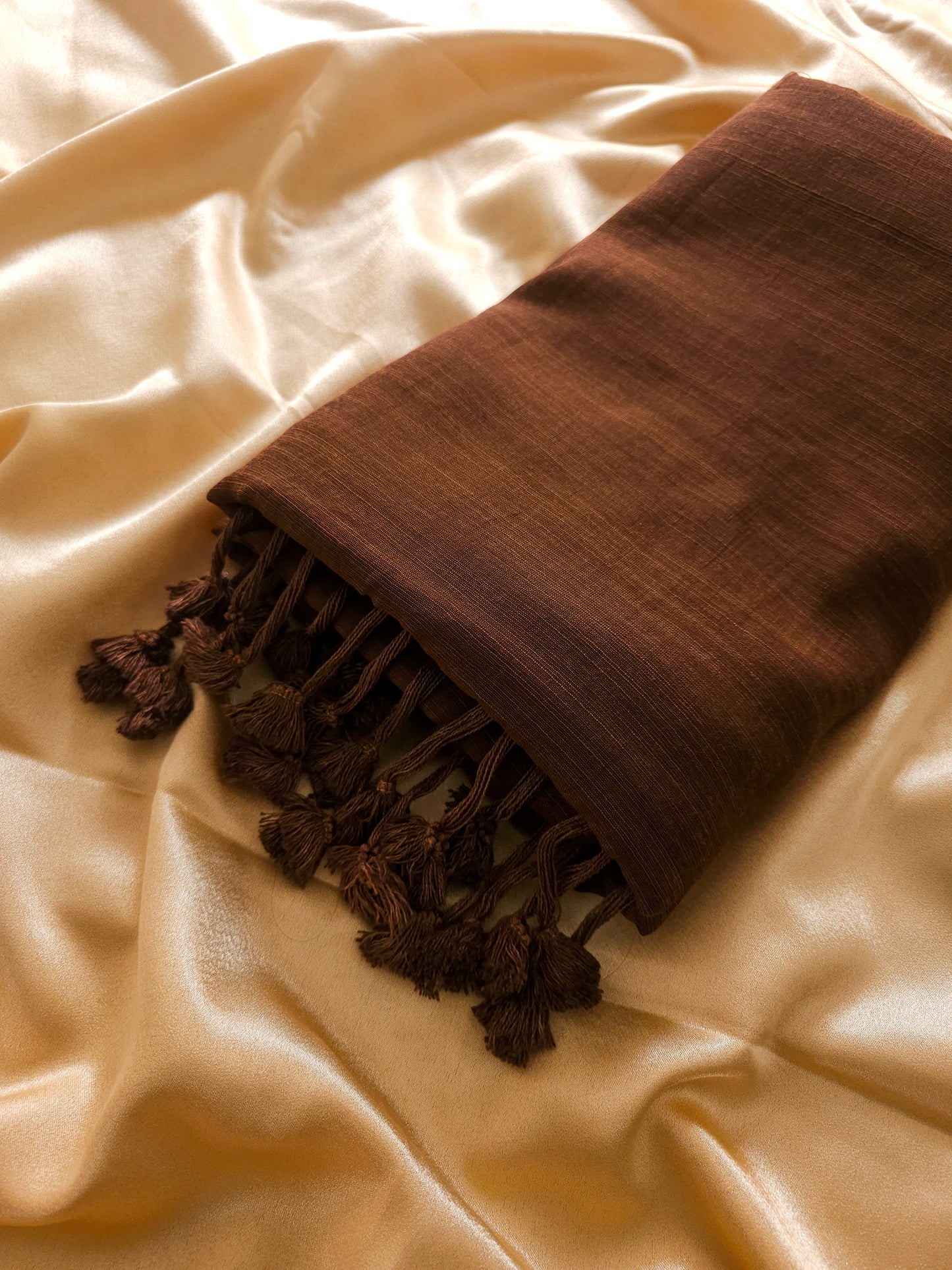 Plane Linen Coco Brown Saree With Floral Print Blouse