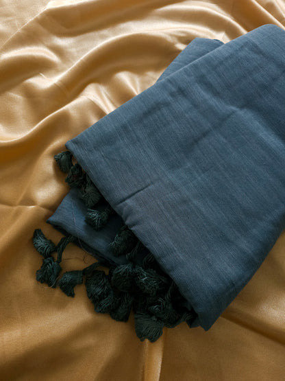 Plane Linen  Saree With Floral Print Blouse