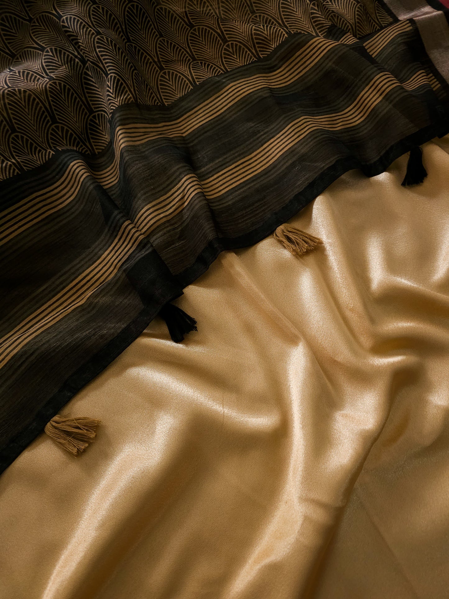 Sand Beige And Classic Black Linen saree
